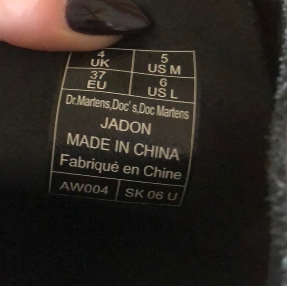 FREE SHIPPING Doc Marten Jadon women’s size 6 - Picture 3 of 3